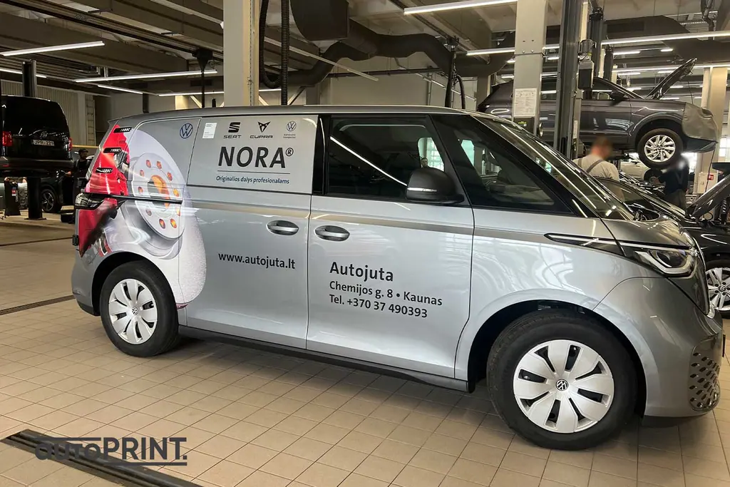 Lengvieji automobiliai – apklijavimas reklama, autoPRINT darbas