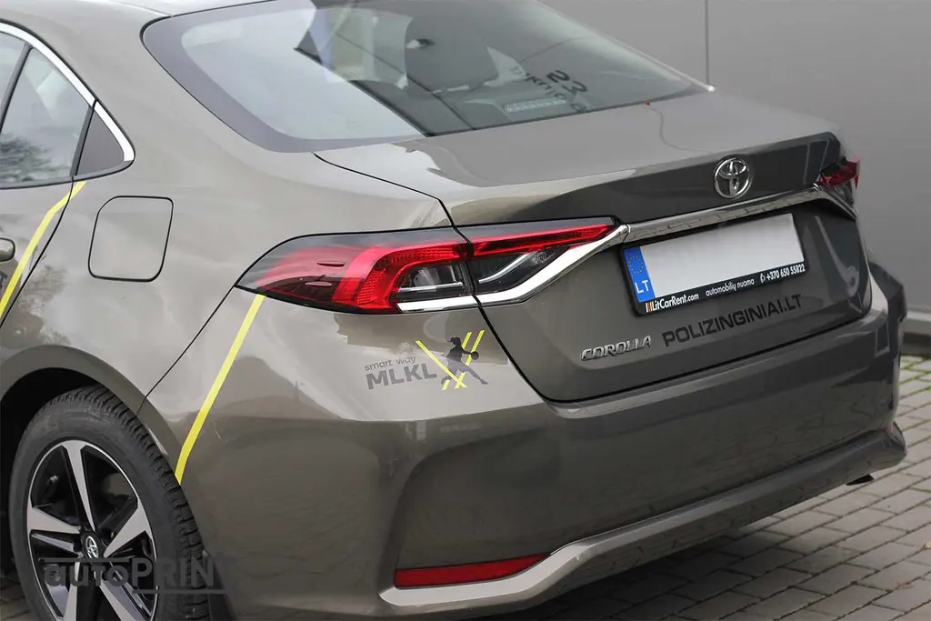Lengvieji automobiliai – apklijavimas reklama, autoPRINT darbas